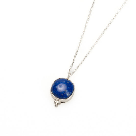 Silver Pendant Necklace with Lapis Lazuli